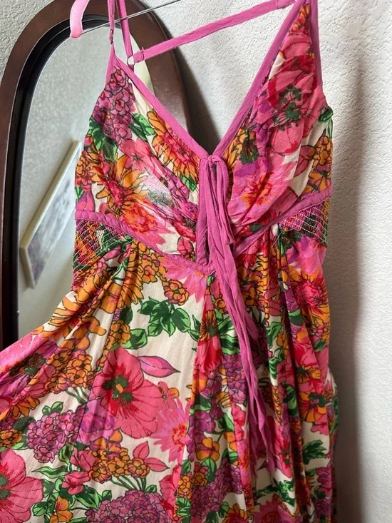 Free People dreamweaver Pink Floral Maxi Dress with Strappy V-Neck - Picture 2 of 5